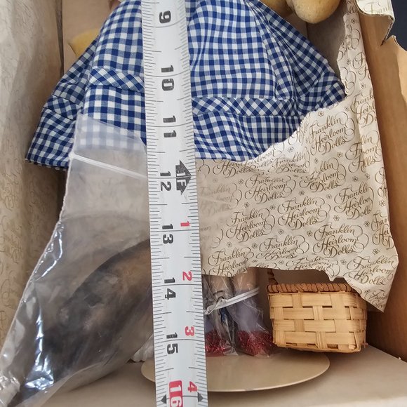 NIB Franklin Heirloom Dolls Dorothy Wizard of Oz with Toto Ruby Red Shoes Basket - Picture 8 of 11